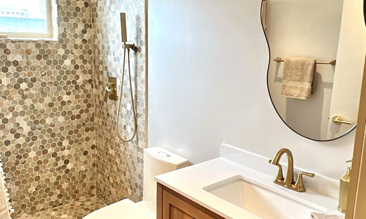 Photo of Bathroom in Midtown