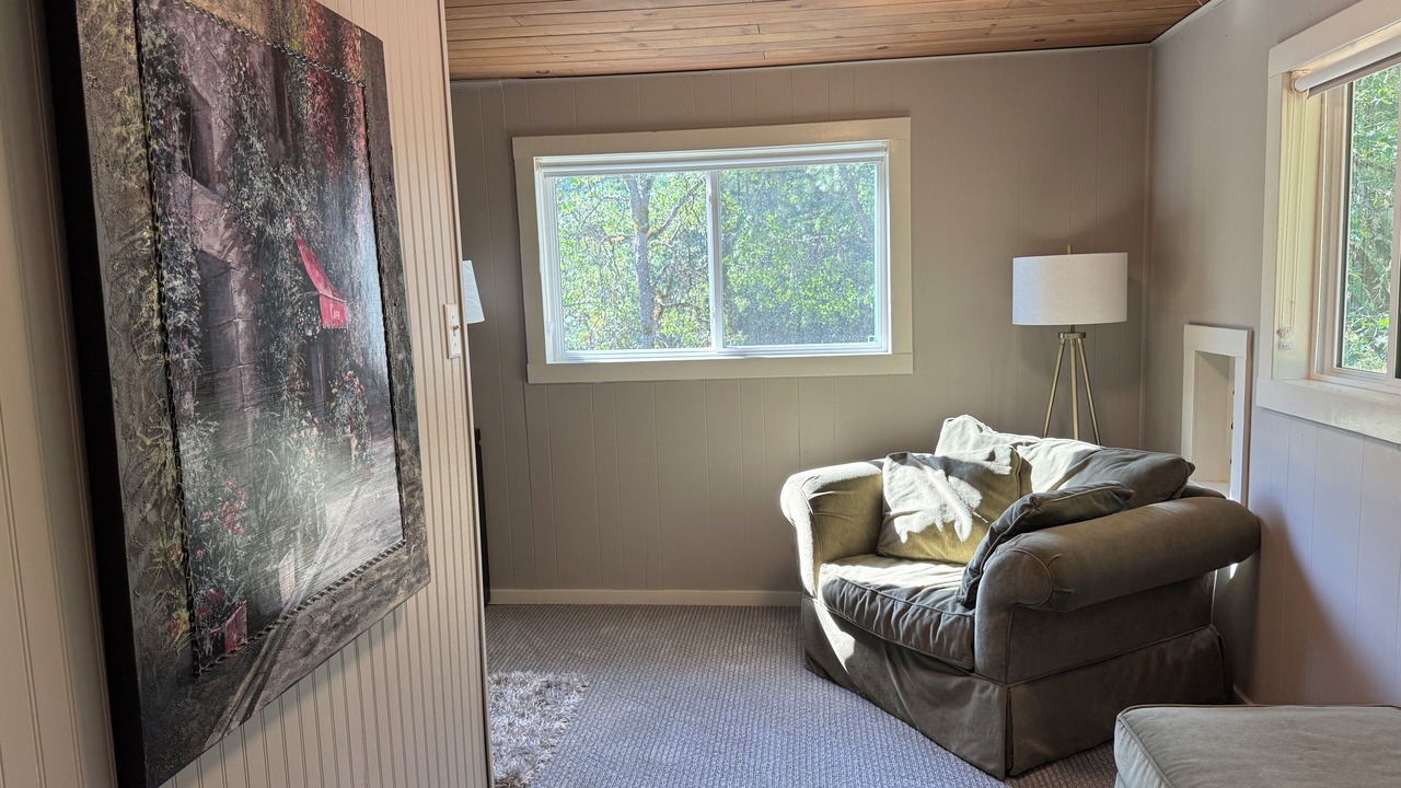 Photo of Livingroom in Trail