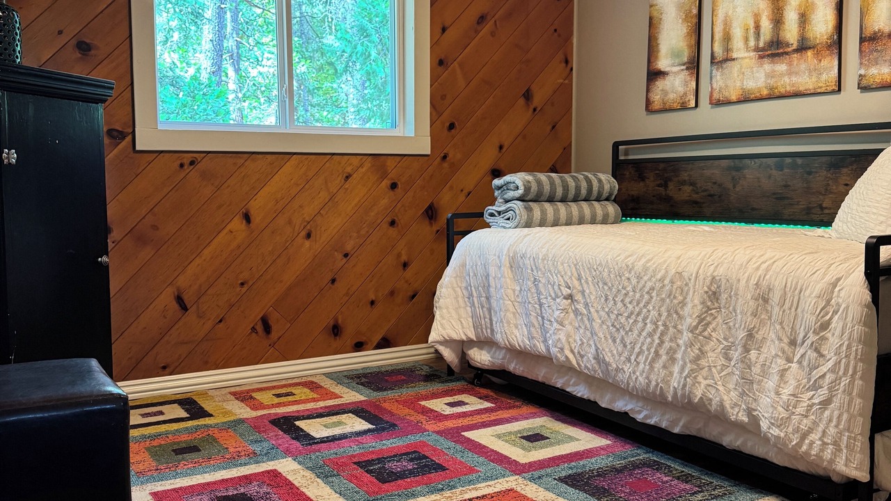 Photo of Others in Trail