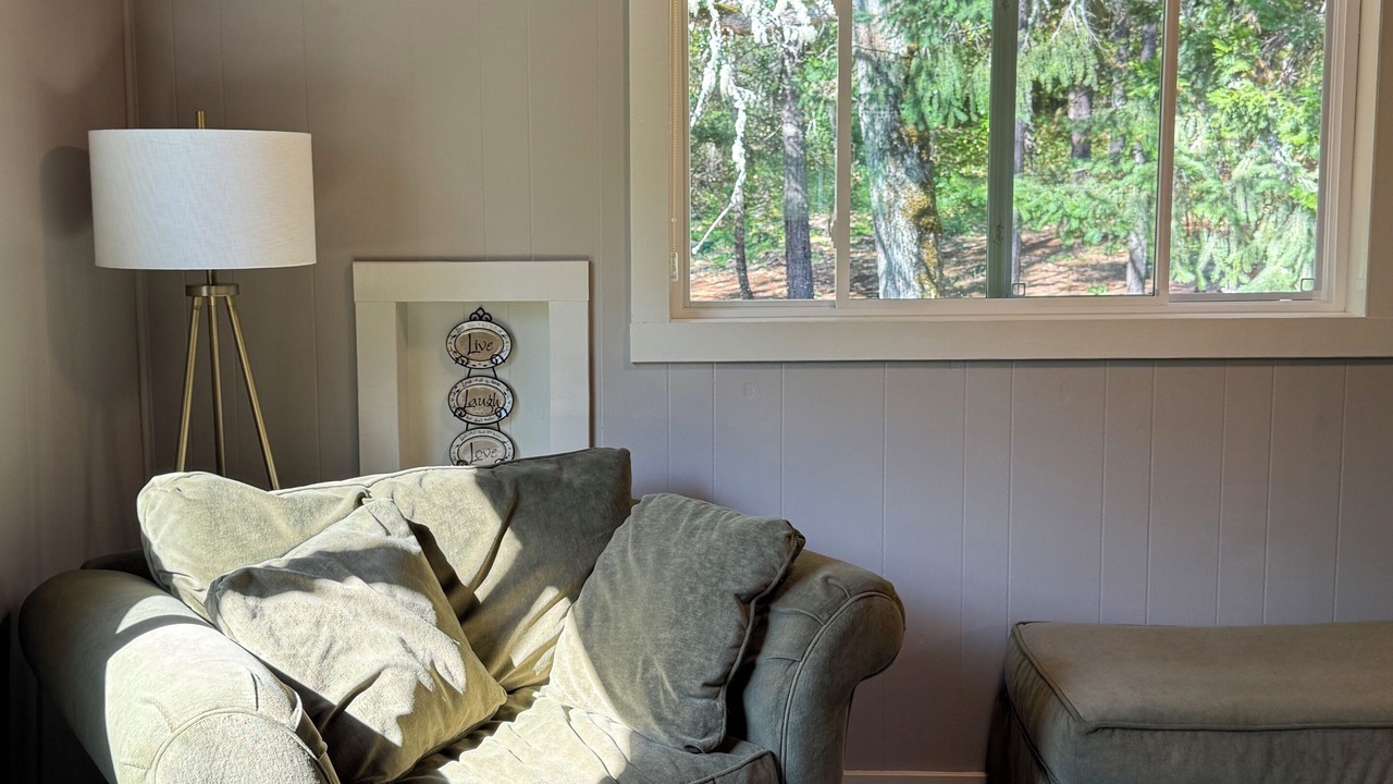 Photo of Livingroom in Trail