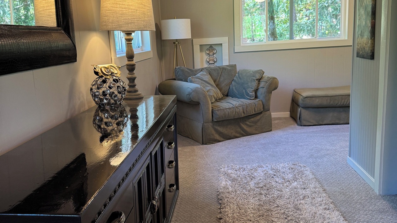 Photo of Others in Trail