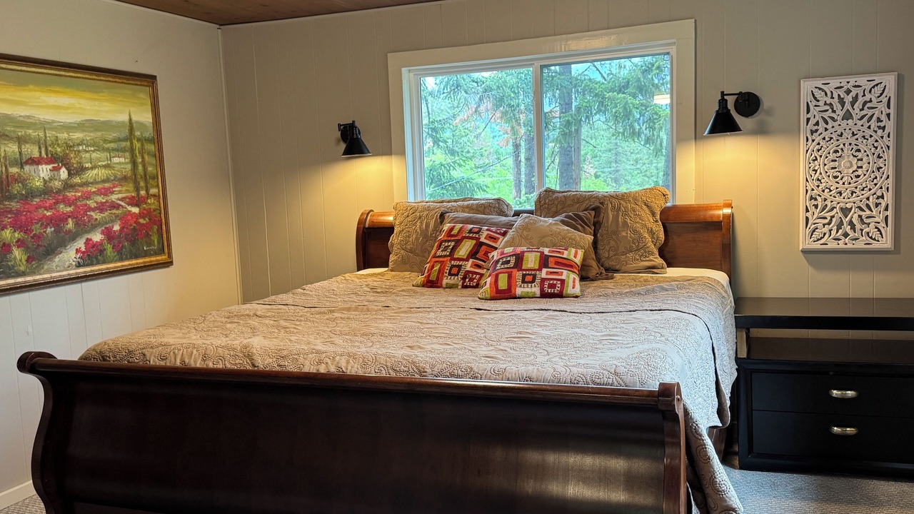 Photo of Bedroom in Trail