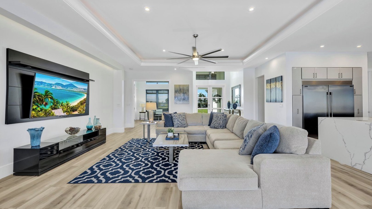 Photo of Livingroom in Burnt Store