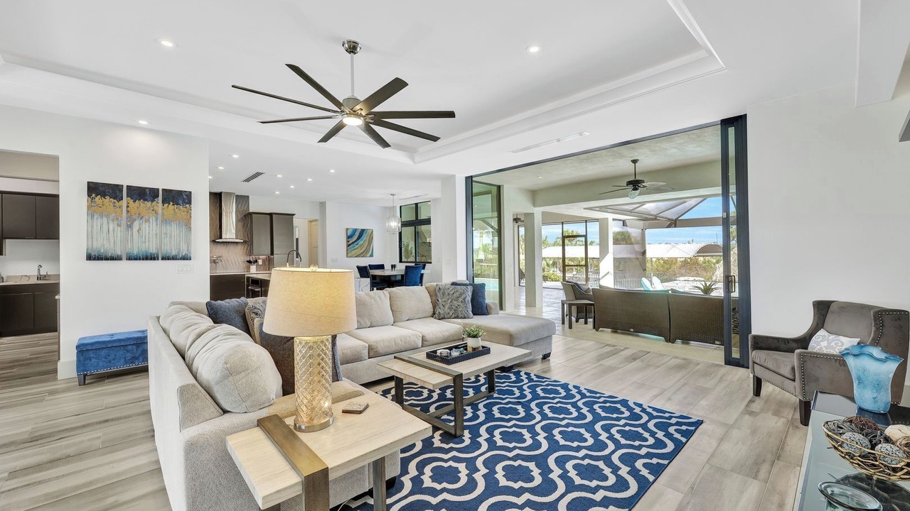 Photo of Livingroom in Burnt Store