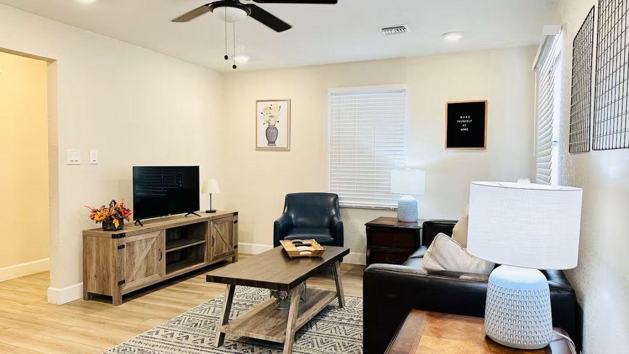 Photo of Livingroom in Safford