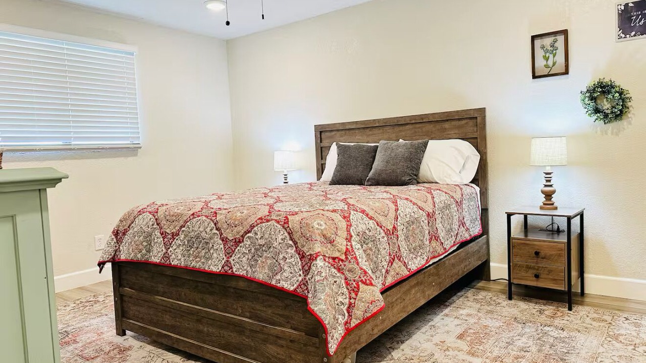 Photo of Bedroom in Safford
