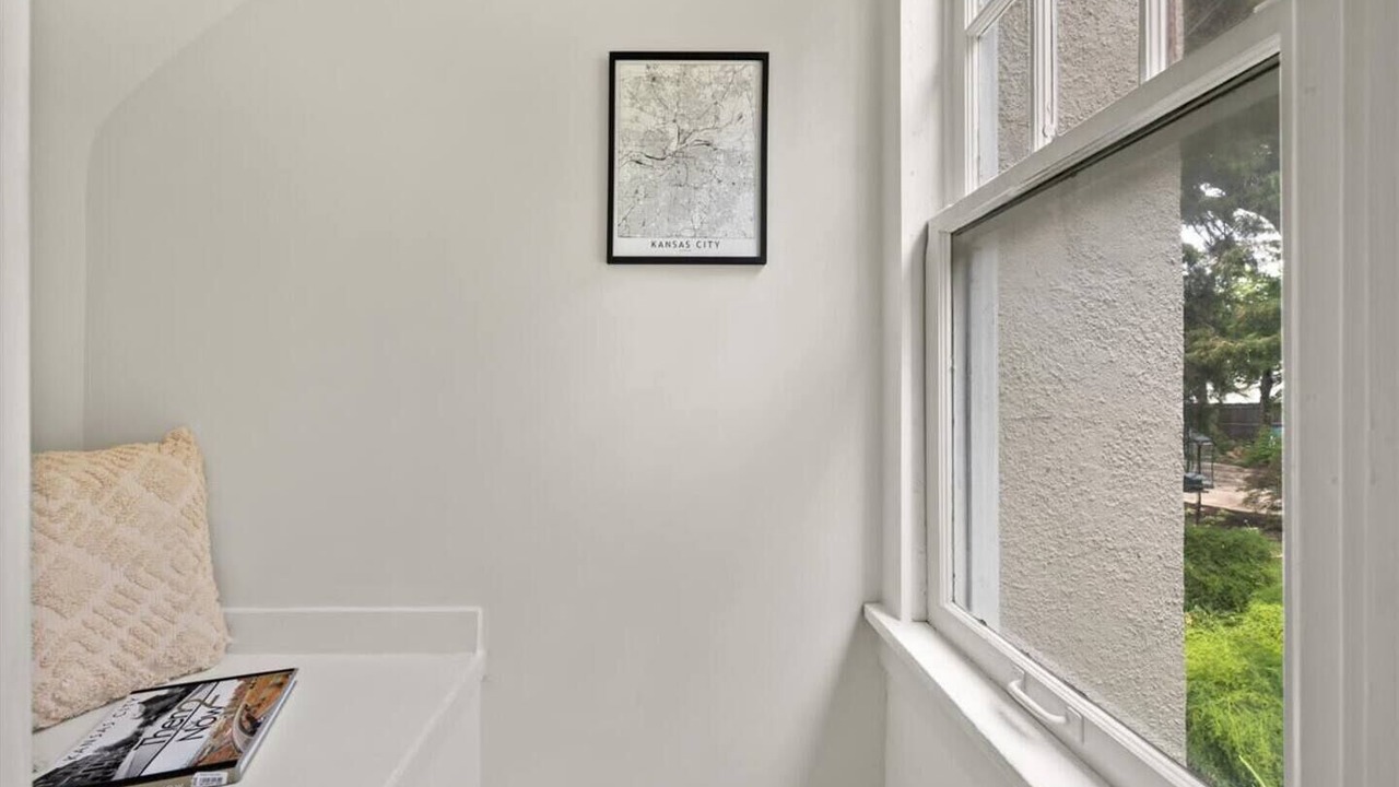 Photo of Others in Hanover Place