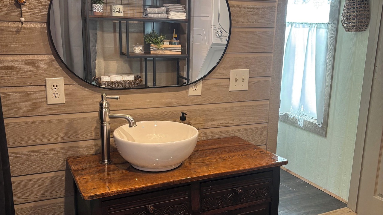 Photo of Bathroom in Albany