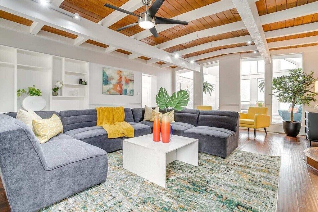 Photo of Livingroom in Grand Prairie