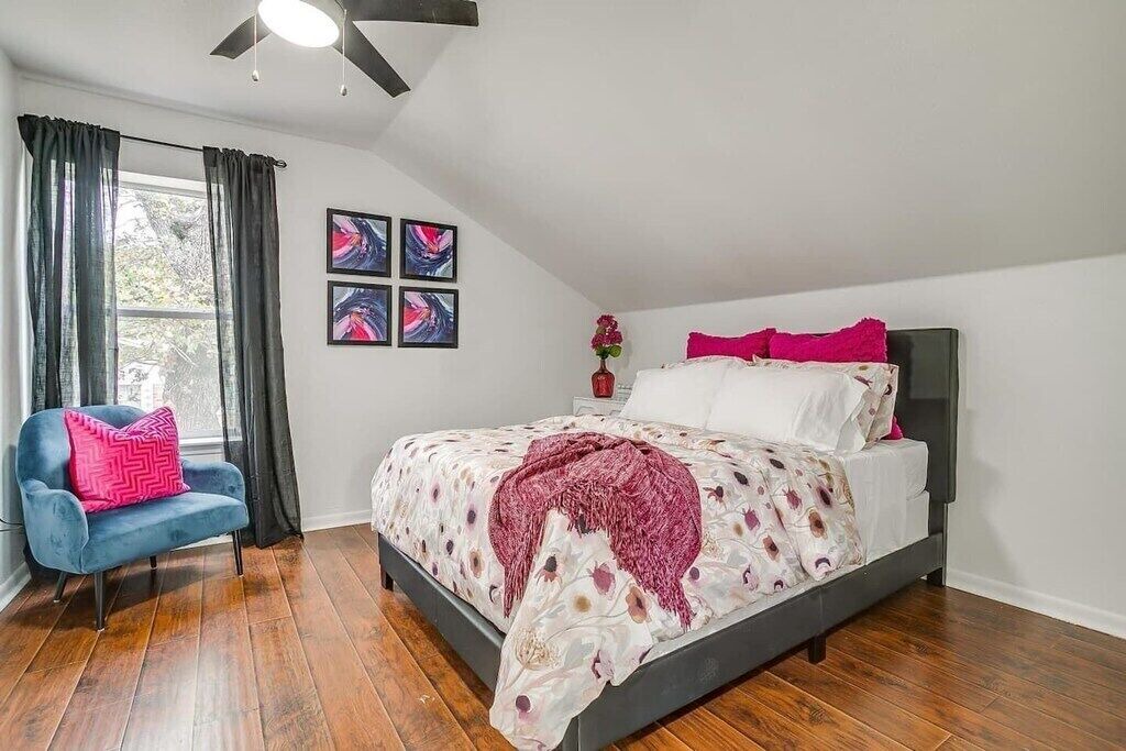 Photo of Bedroom in Grand Prairie