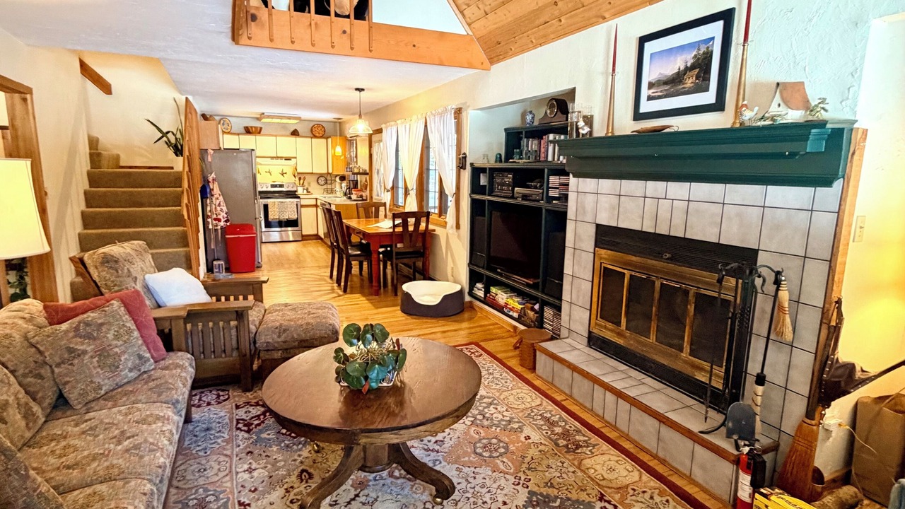Photo of Livingroom in Maplecrest