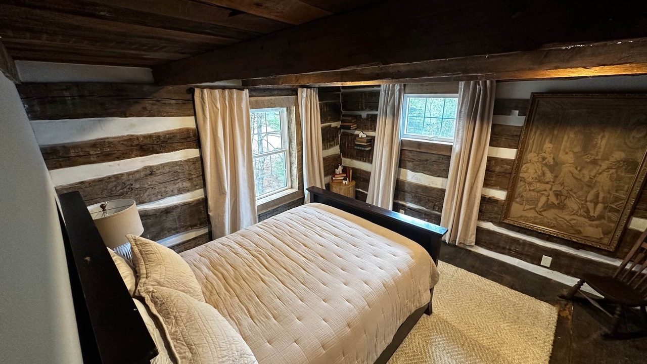 Photo of Bedroom in Williamsport