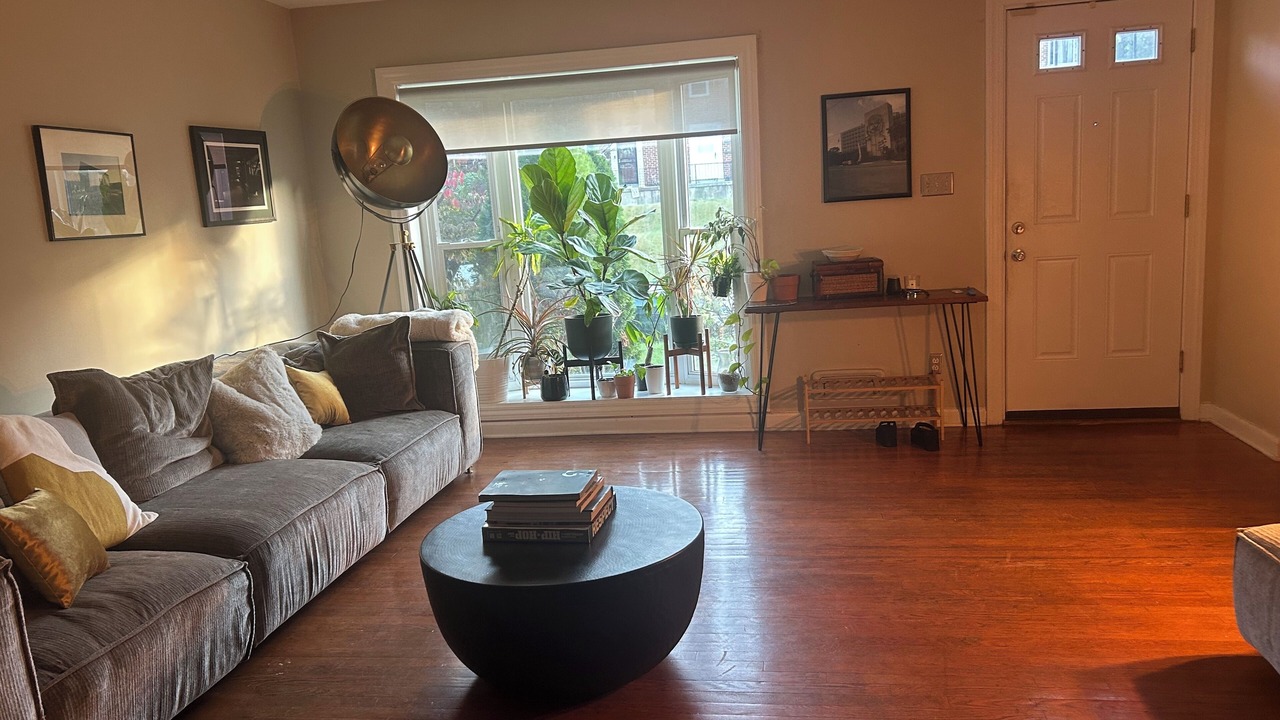 Photo of Livingroom in Chinquapin Park