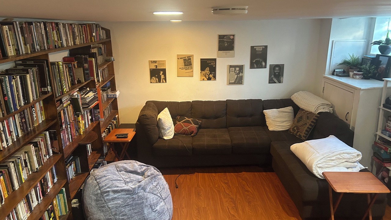 Photo of Livingroom in Chinquapin Park
