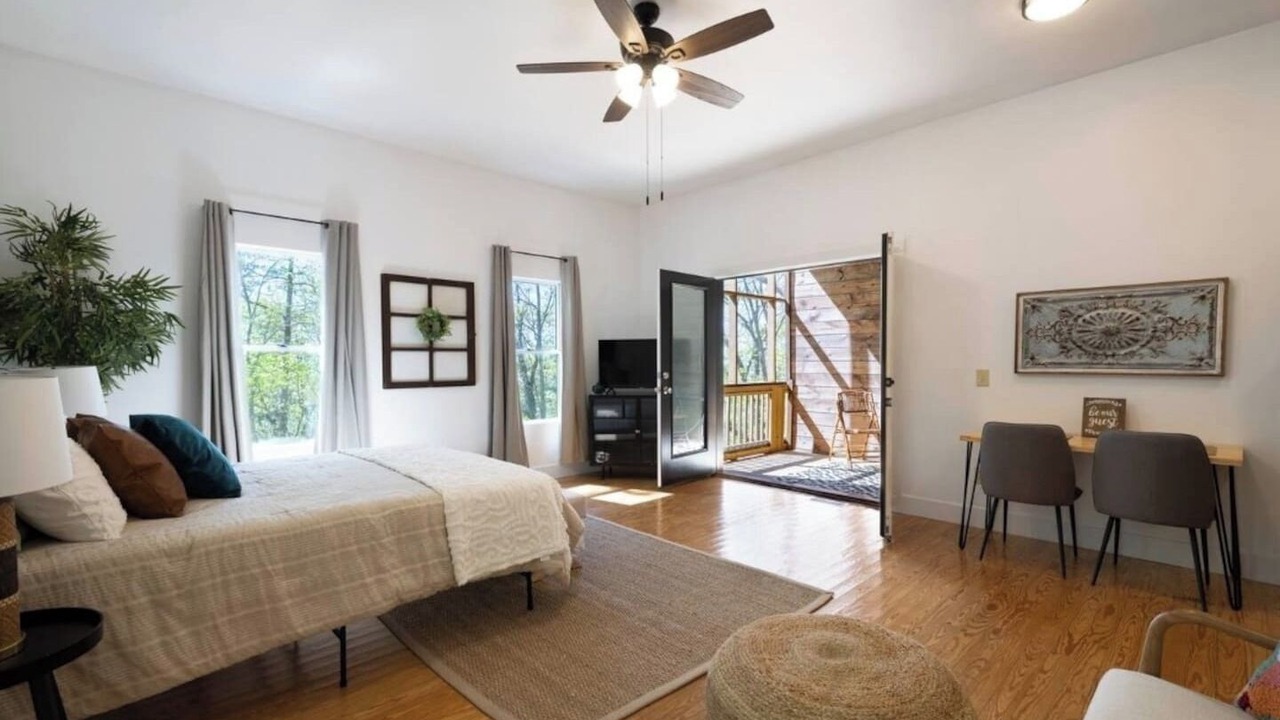 Photo of Bedroom in Valley Head