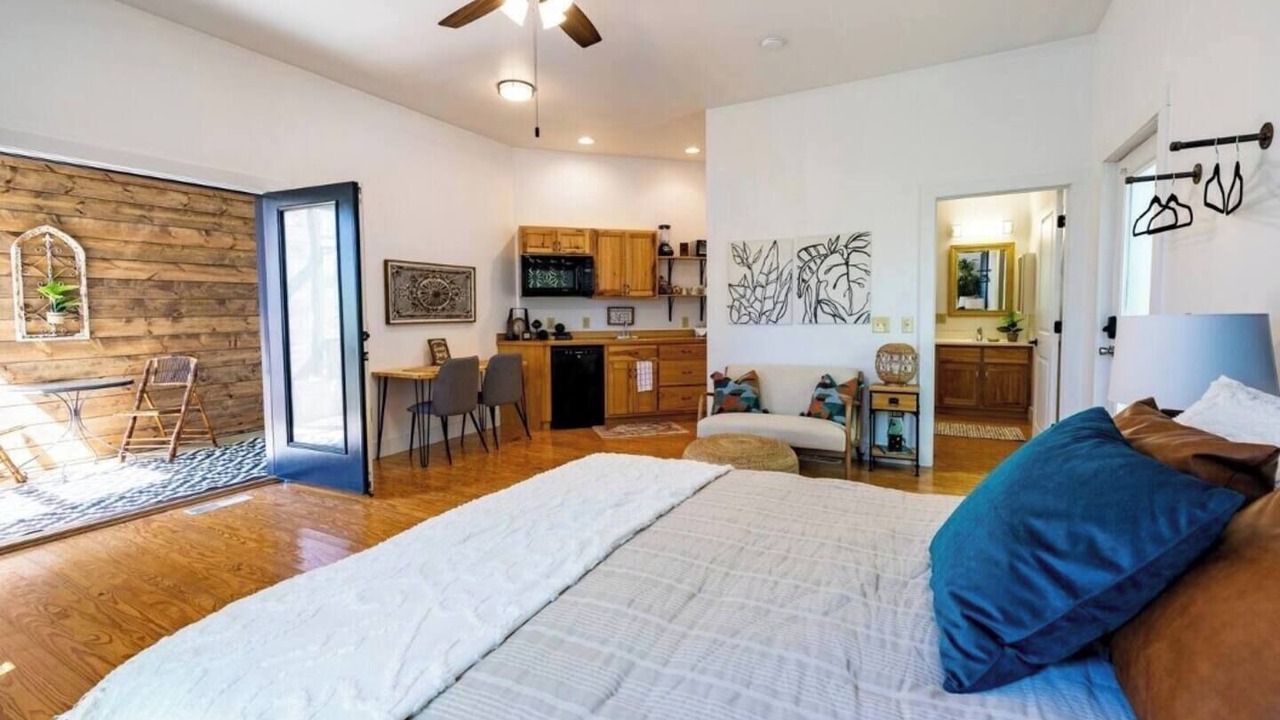 Photo of Bedroom in Valley Head