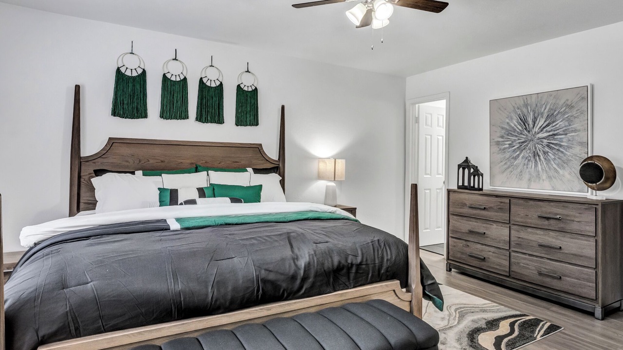 Photo of Bedroom in The Colony