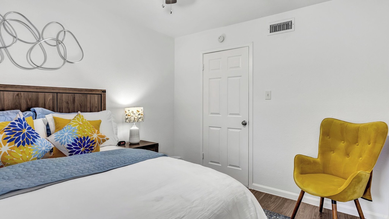 Photo of Bedroom in The Colony