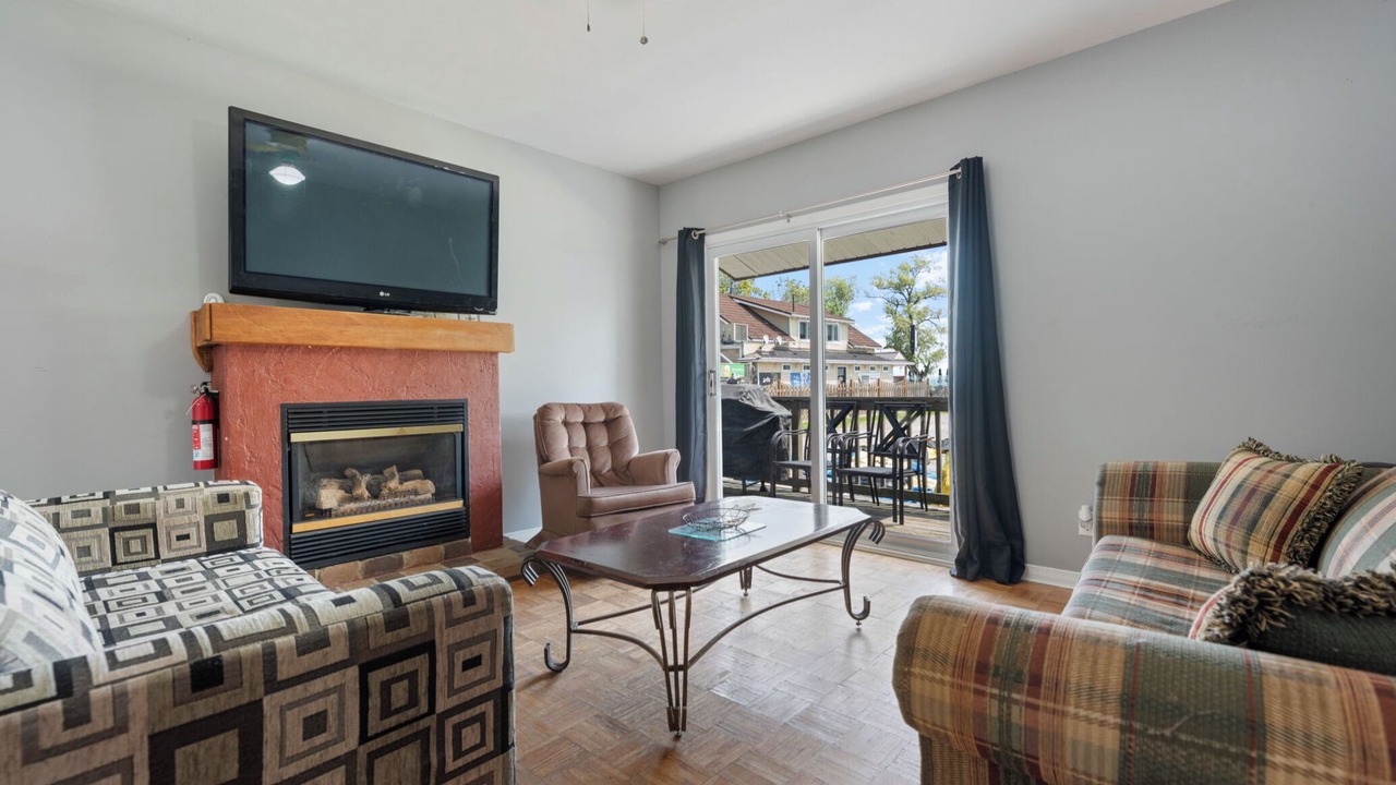 Photo of Livingroom in Turkey Point