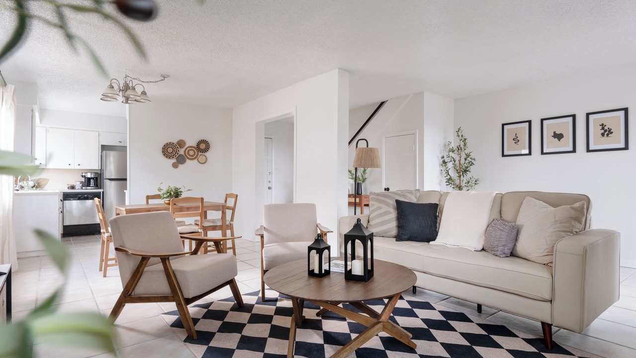 Photo of Livingroom in Waters Park