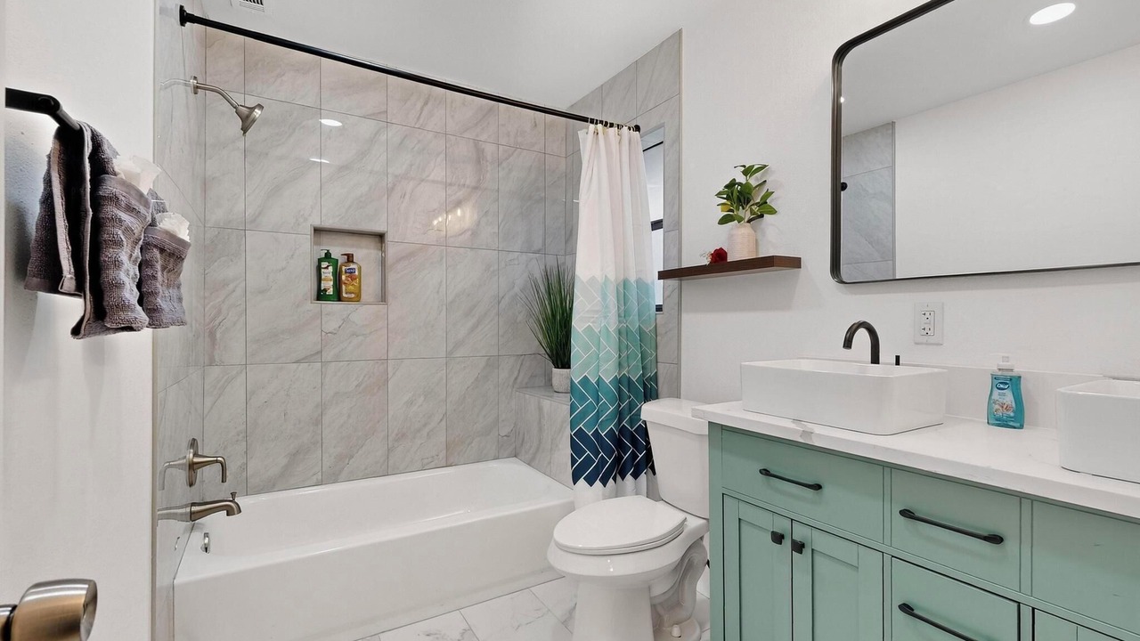Photo of Bathroom in Southwest Carrollton