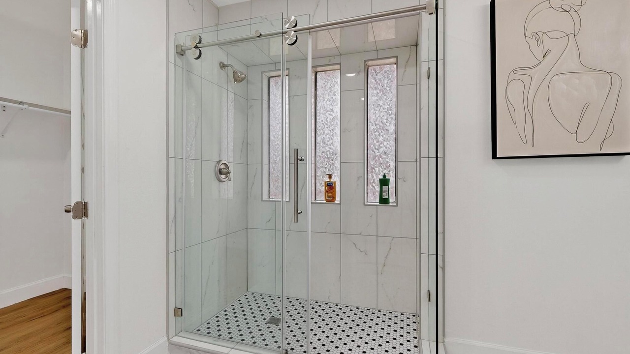 Photo of Bathroom in Southwest Carrollton