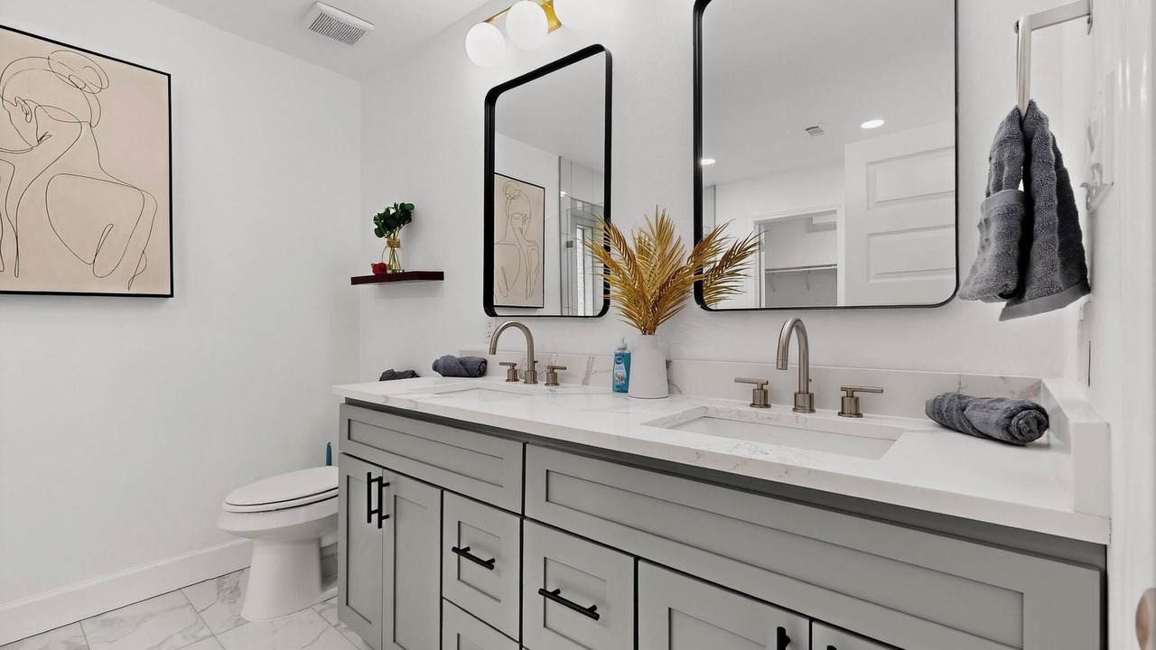 Photo of Bathroom in Southwest Carrollton