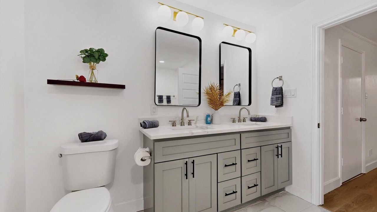 Photo of Bathroom in Southwest Carrollton