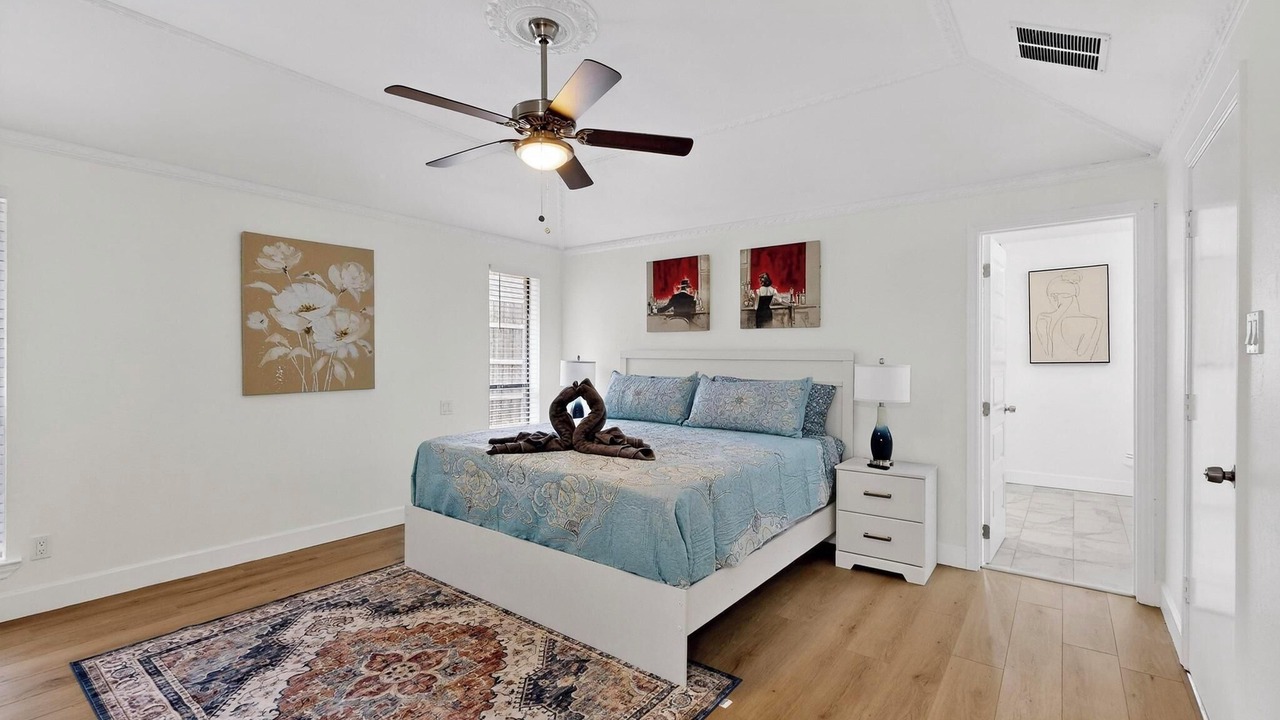 Photo of Bedroom in Southwest Carrollton
