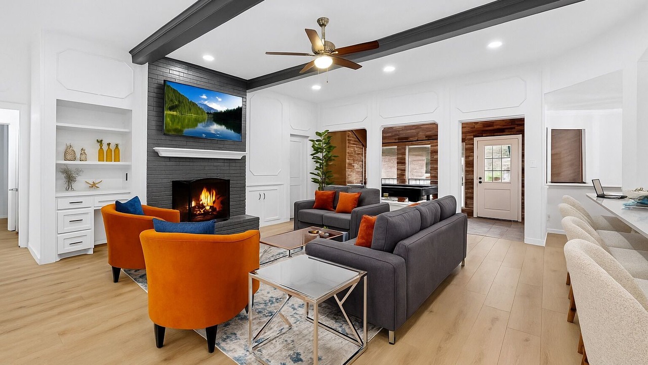 Photo of Livingroom in Southwest Carrollton