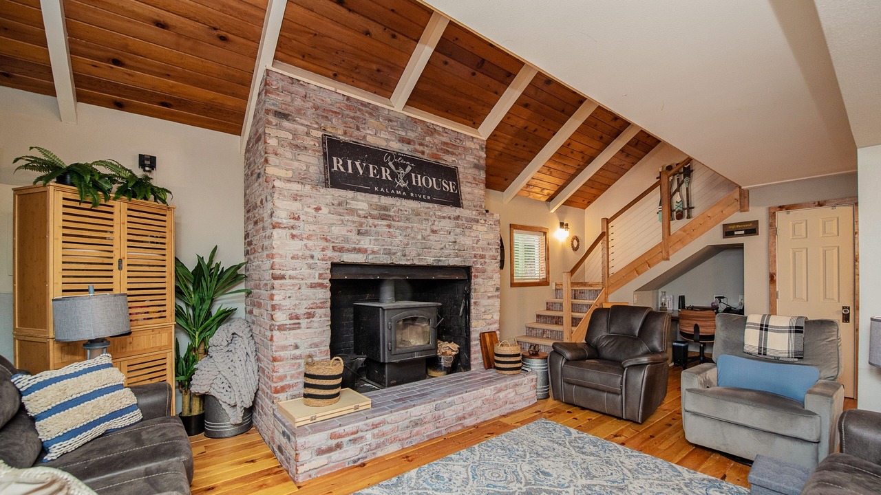 Photo of Livingroom in Kalama