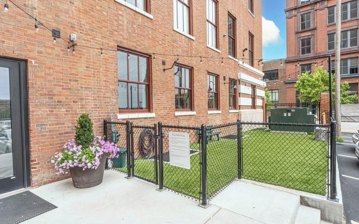 Photo of Outdoor in Midtown