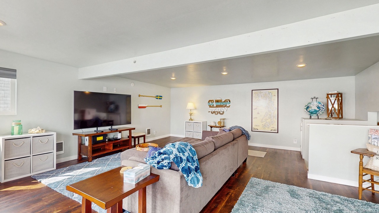 Photo of Livingroom in Potlatch