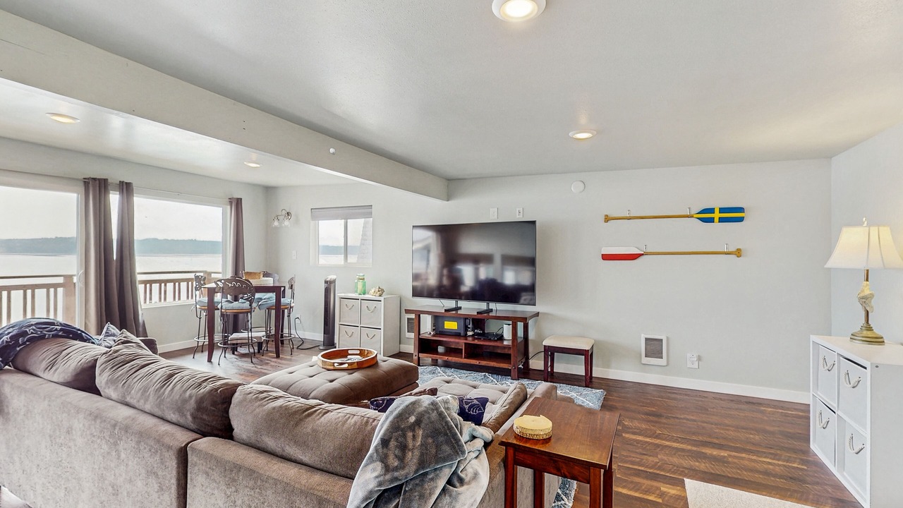Photo of Livingroom in Potlatch