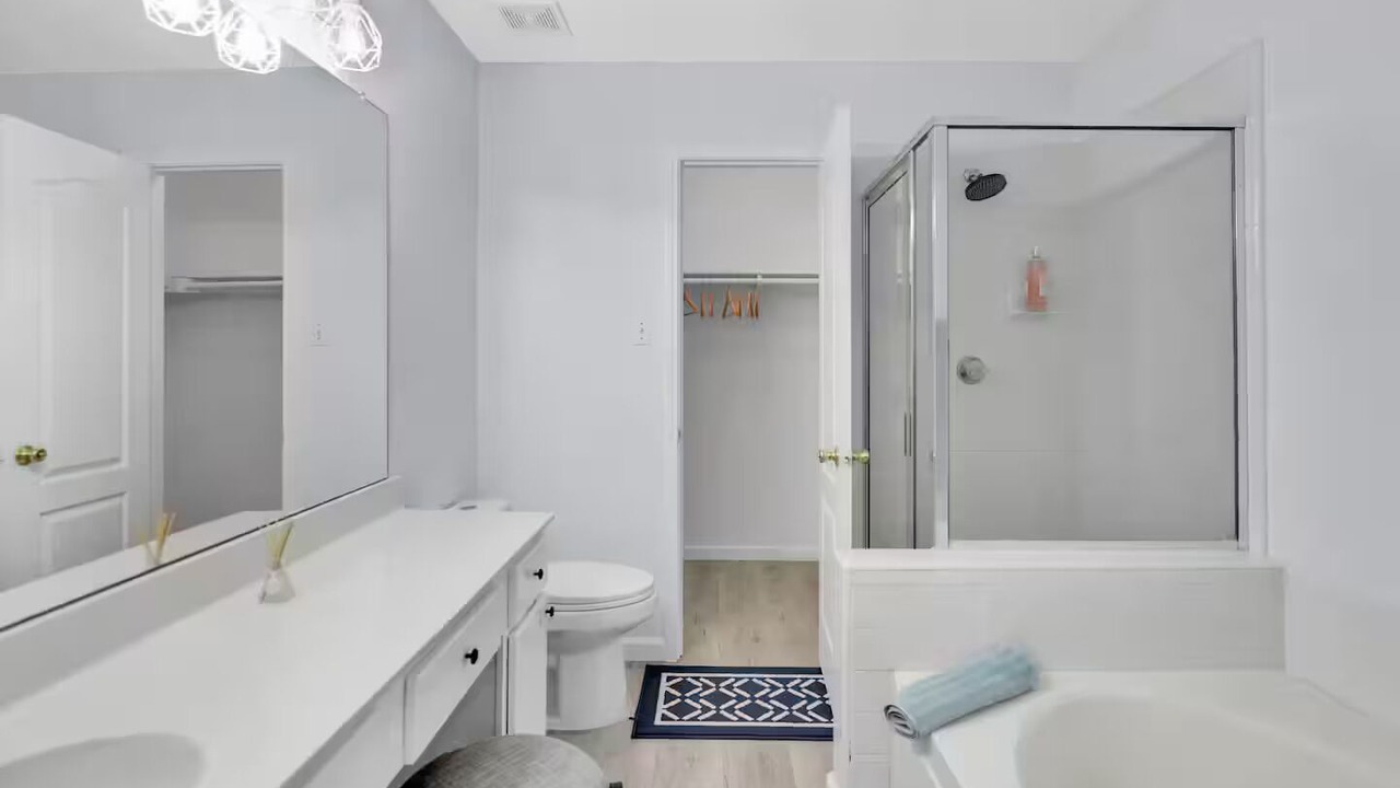 Photo of Bathroom in Allen