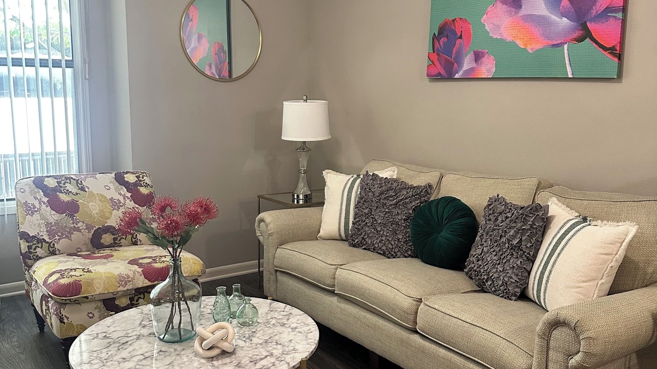 Photo of Livingroom in Legacy Park