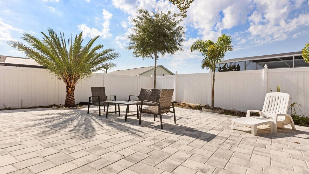 Photo of Patio Balcony in Lindfields
