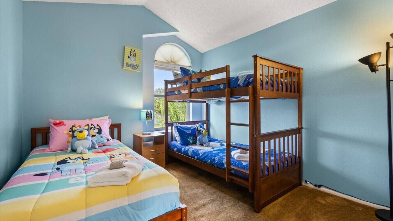 Photo of Bedroom in Lindfields