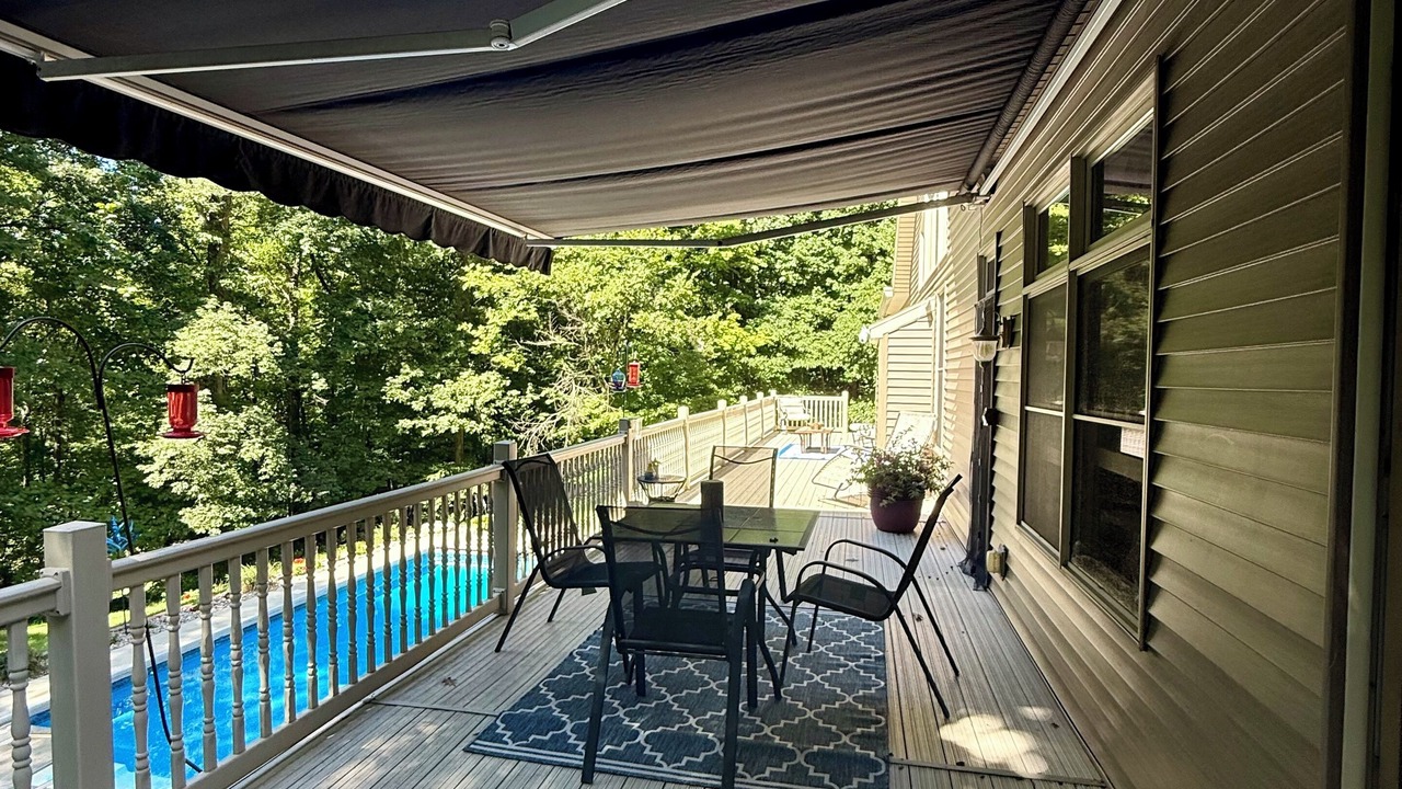 Photo of Outdoor in Bellmore