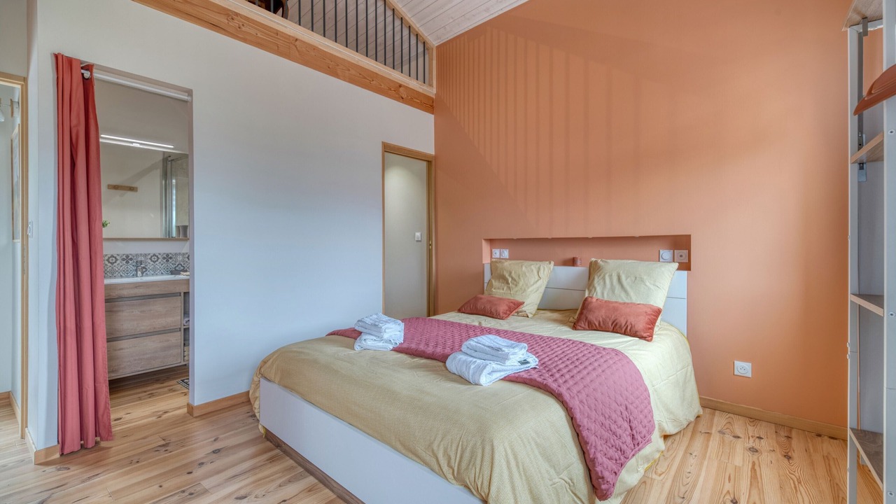 Photo of Bedroom in Caraman