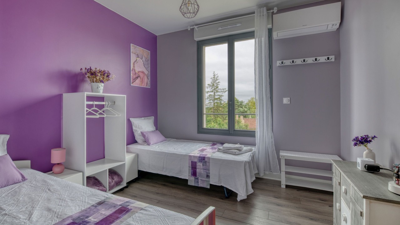 Photo of Bedroom in Caraman