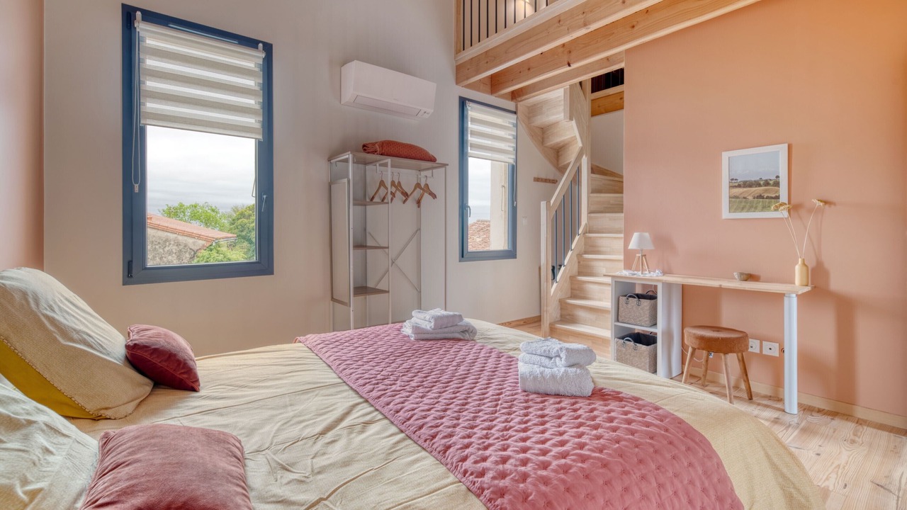 Photo of Bedroom in Caraman