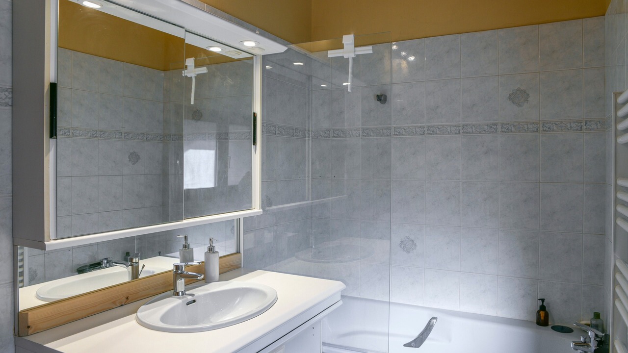 Photo of Bathroom in Saint-Germain-la-Chambotte