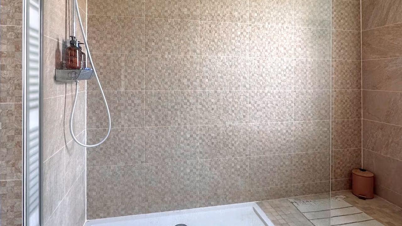 Photo of Bathroom in Blennes