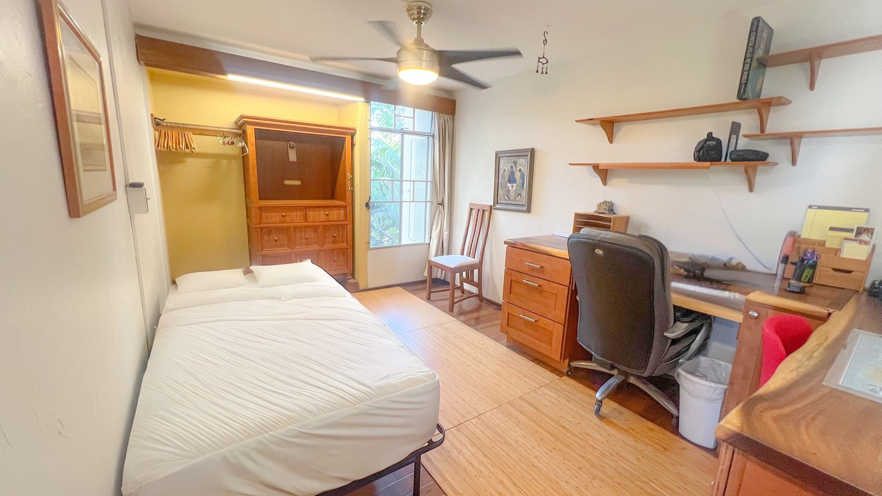 Photo of Bedroom in Downtown Honolulu