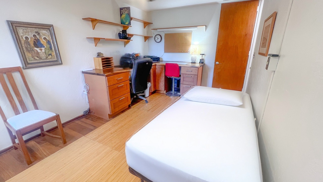 Photo of Bedroom in Downtown Honolulu
