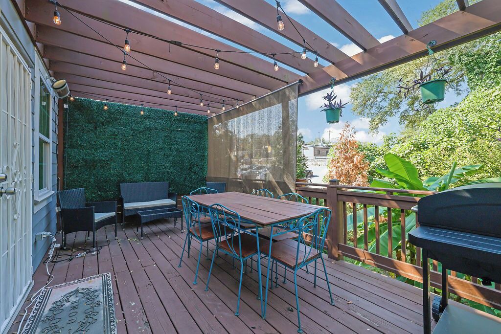 Photo of Outdoor in West End