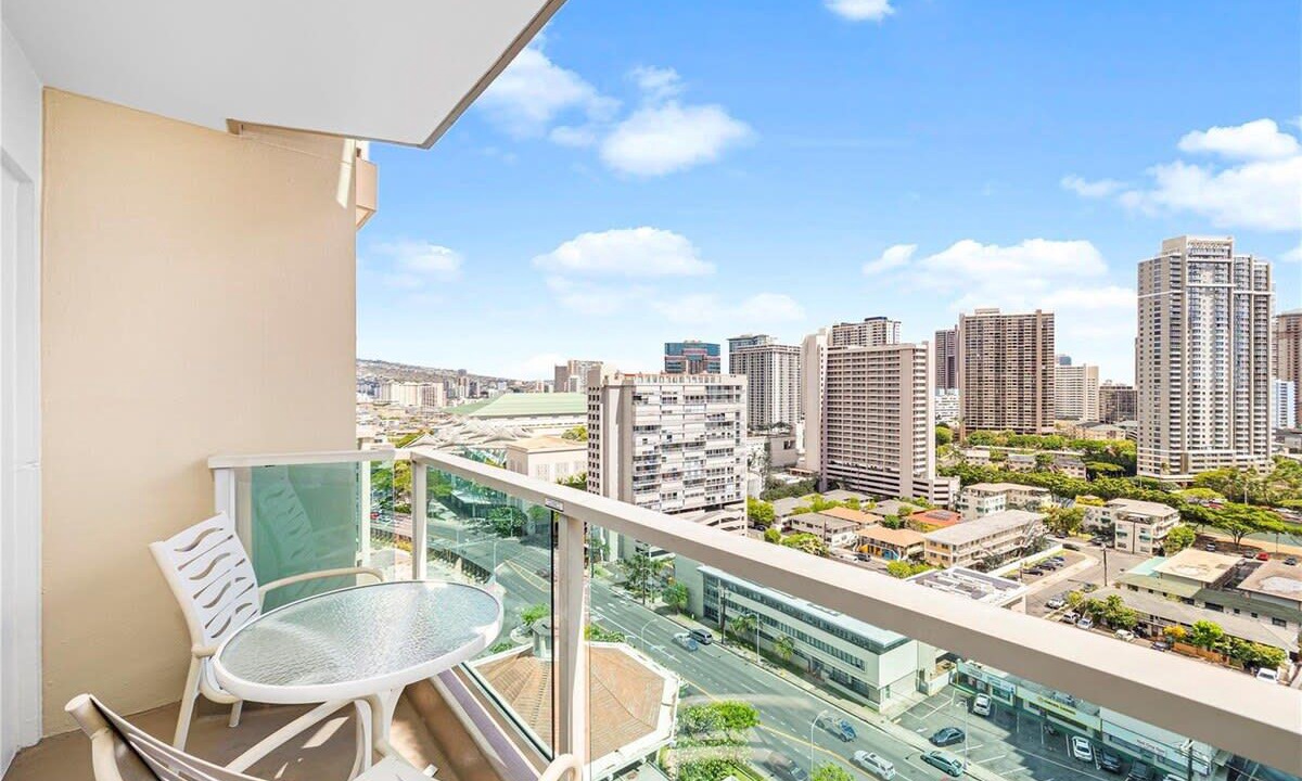 Photo of Patio Balcony in Ala Moana