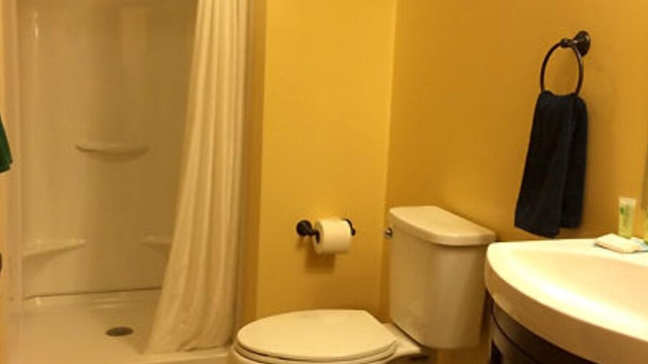 Photo of Bathroom in Candler