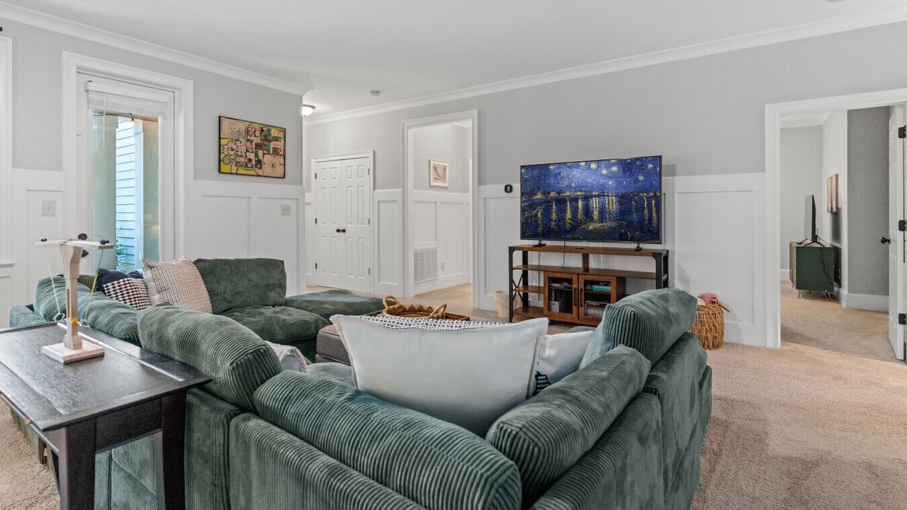Photo of Livingroom in Reynolds Landing